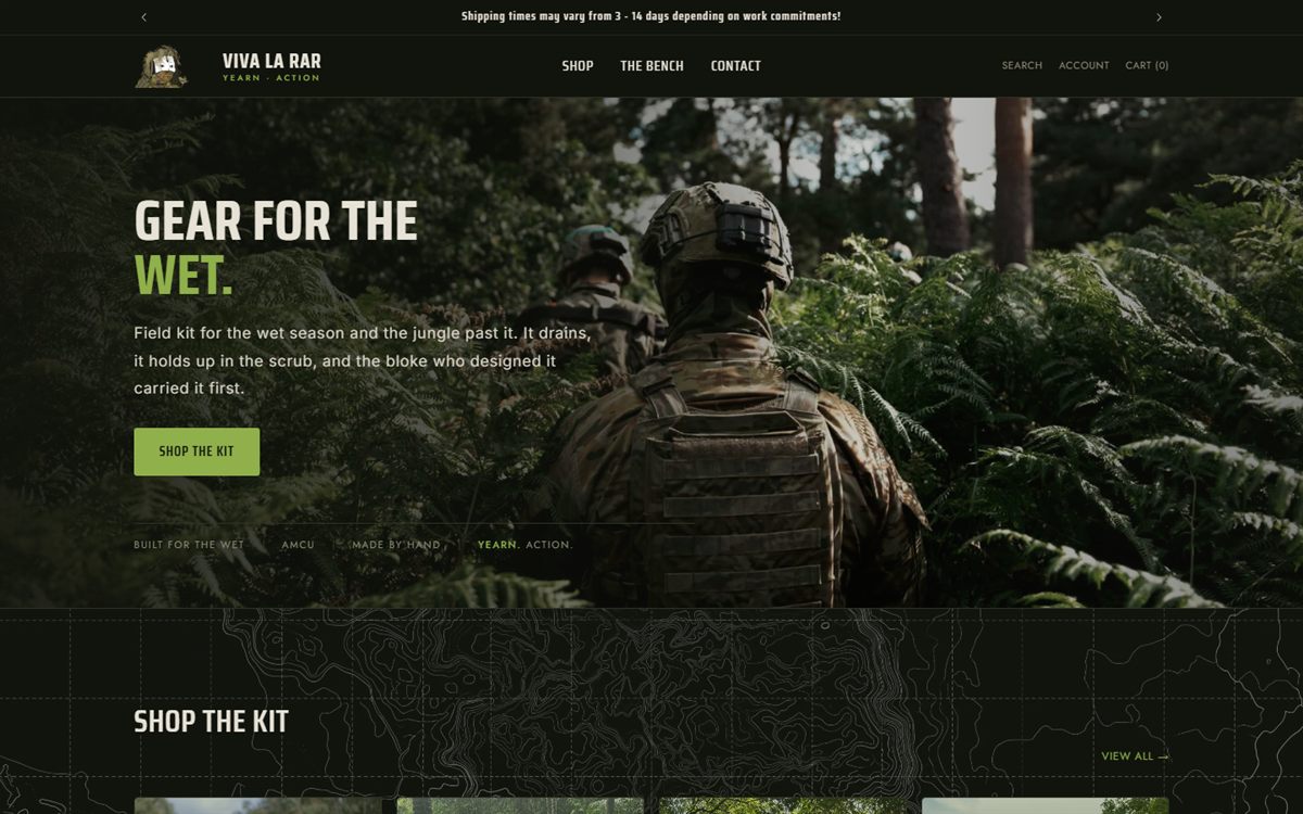 VivaLaRAR homepage: two people in camouflage moving through ferns under the line “Gear for the wet.”